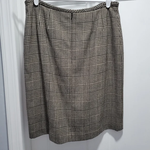 Brooks Brothers wool skirt size 12 - Picture 3 of 5